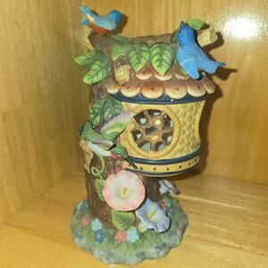 PartyLite Tree Top Inn Candle Light P7320 New. BEAUTIFUL!